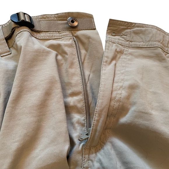 B.C. Clothing Expedition Tan Cargo Shorts-Size 38-5 Front Pockets-2 Back Pockets - Picture 4 of 13